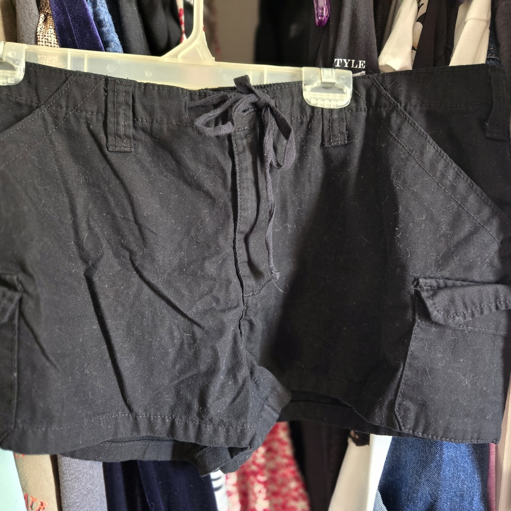 Black Women's Cargo Shorts